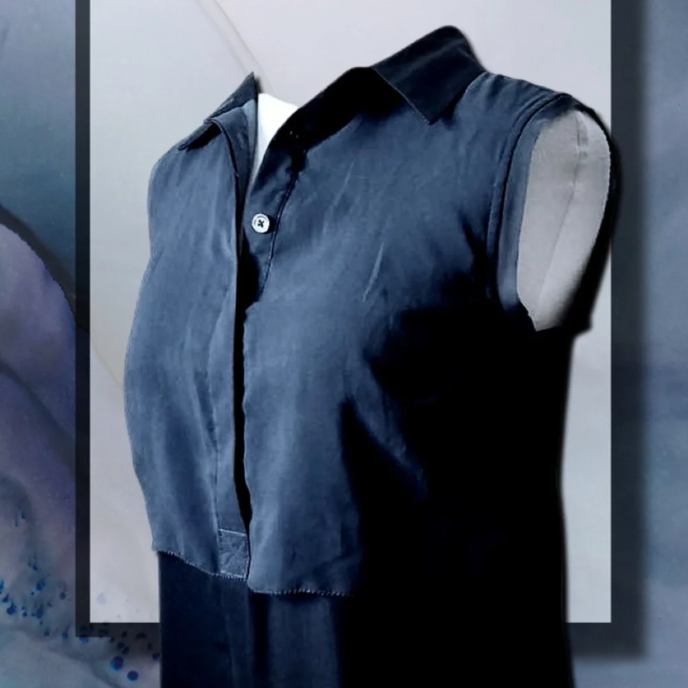 Simply Vera Navy Blue Sleeveless Blouse - Picture 2 of 4